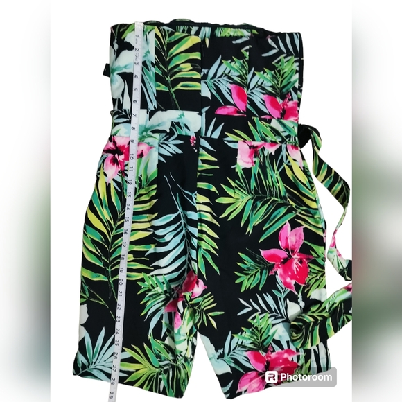 🆕 New York Company black floral strapless romper size S - Picture 7 of 12